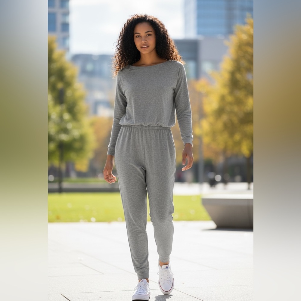 Women’s Grey Long-Sleeve Relaxed Jumpsuit